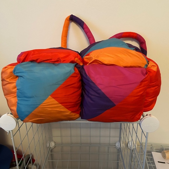 OLLY.  NWOT  Puffer Multicolor Women's Bag - Picture 4 of 5